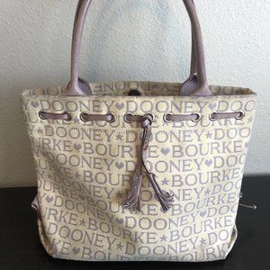Dooney & Bourke tote purse